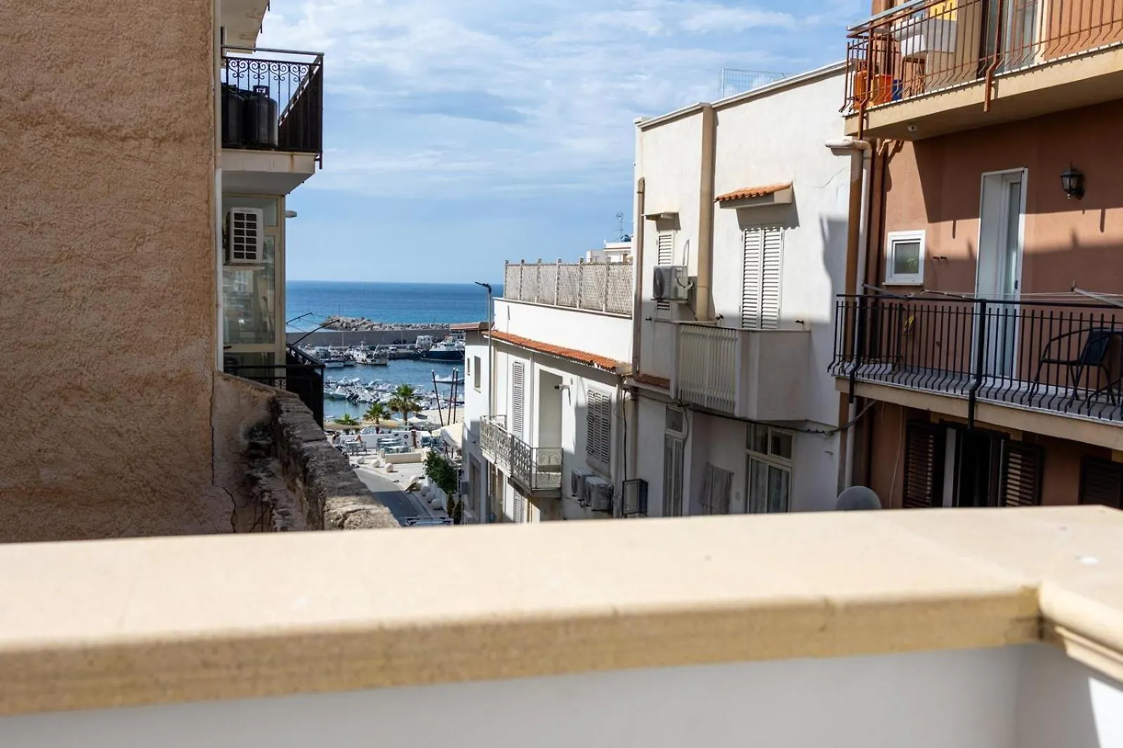 Porto Di Mare Apartment Terrasini Italy